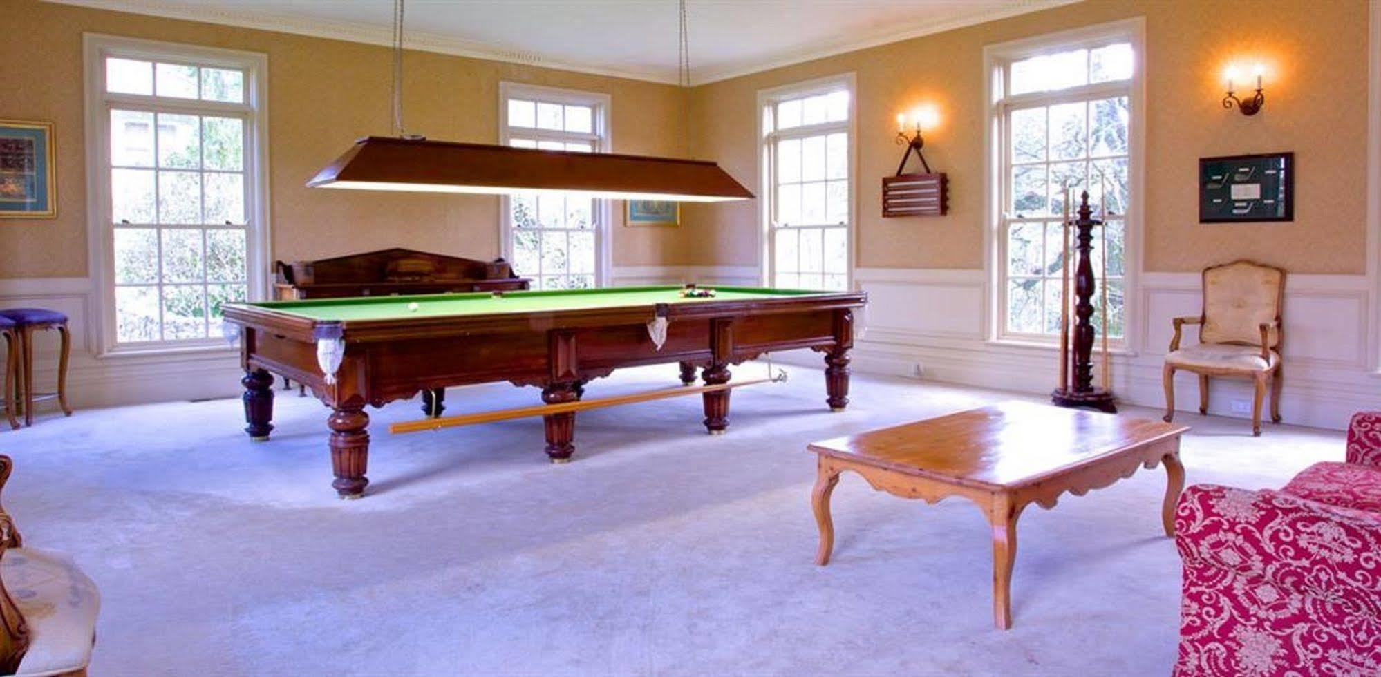 Milton Park Country House Hotel & Spa ボウラル エクステリア 写真